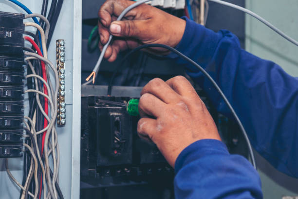 Best 24-Hour Electrician  in Sheffield, IA
